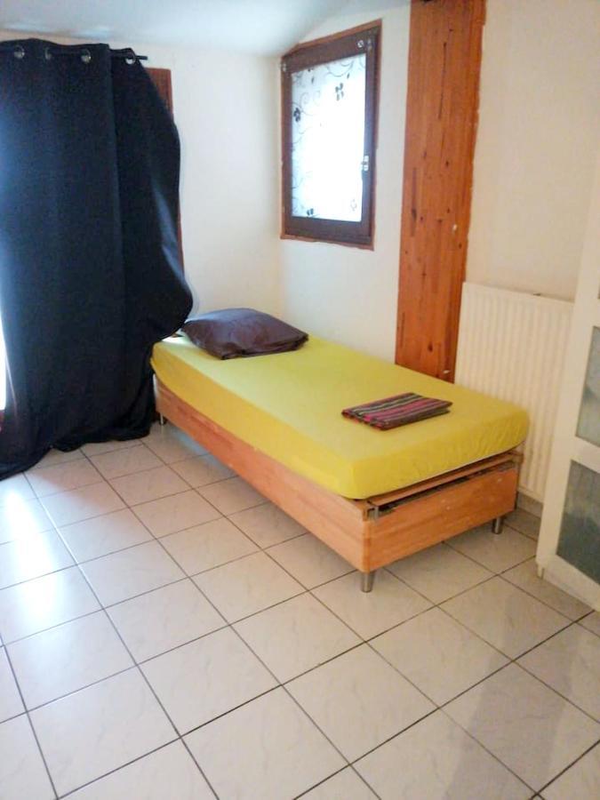 Appartement Charmant A Avignon 50 M² Terrasse Privee Екстер'єр фото