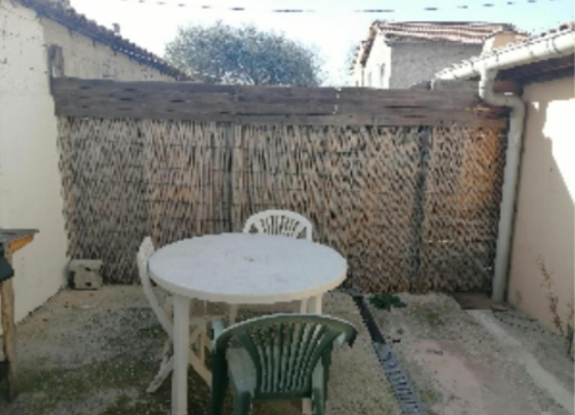 Appartement Charmant A Avignon 50 M² Terrasse Privee Екстер'єр фото